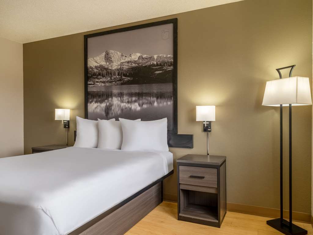 super 8 by wyndham clinton