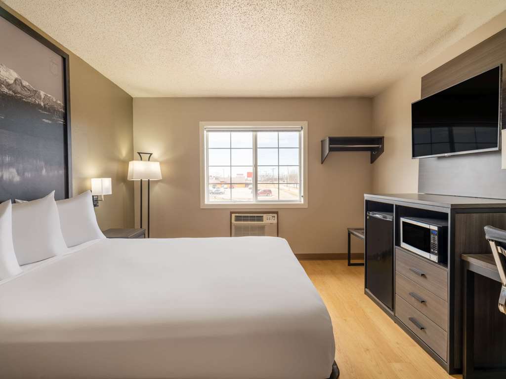 super 8 by wyndham clinton