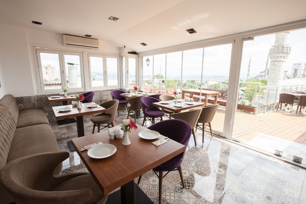 lapis inn hotel and spa