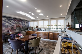 lapis inn hotel and spa