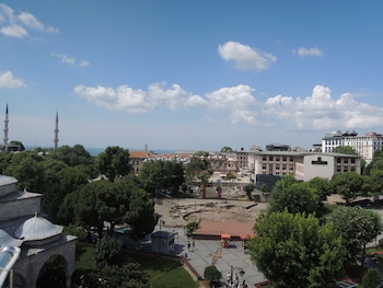 lapis inn hotel and spa