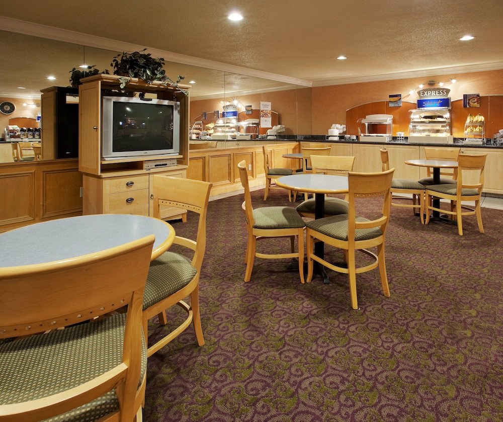holiday inn express union city san jose by ihg