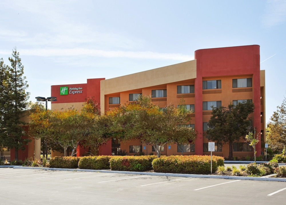 holiday inn express union city san jose by ihg