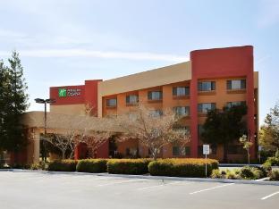 holiday inn express union city san jose by ihg