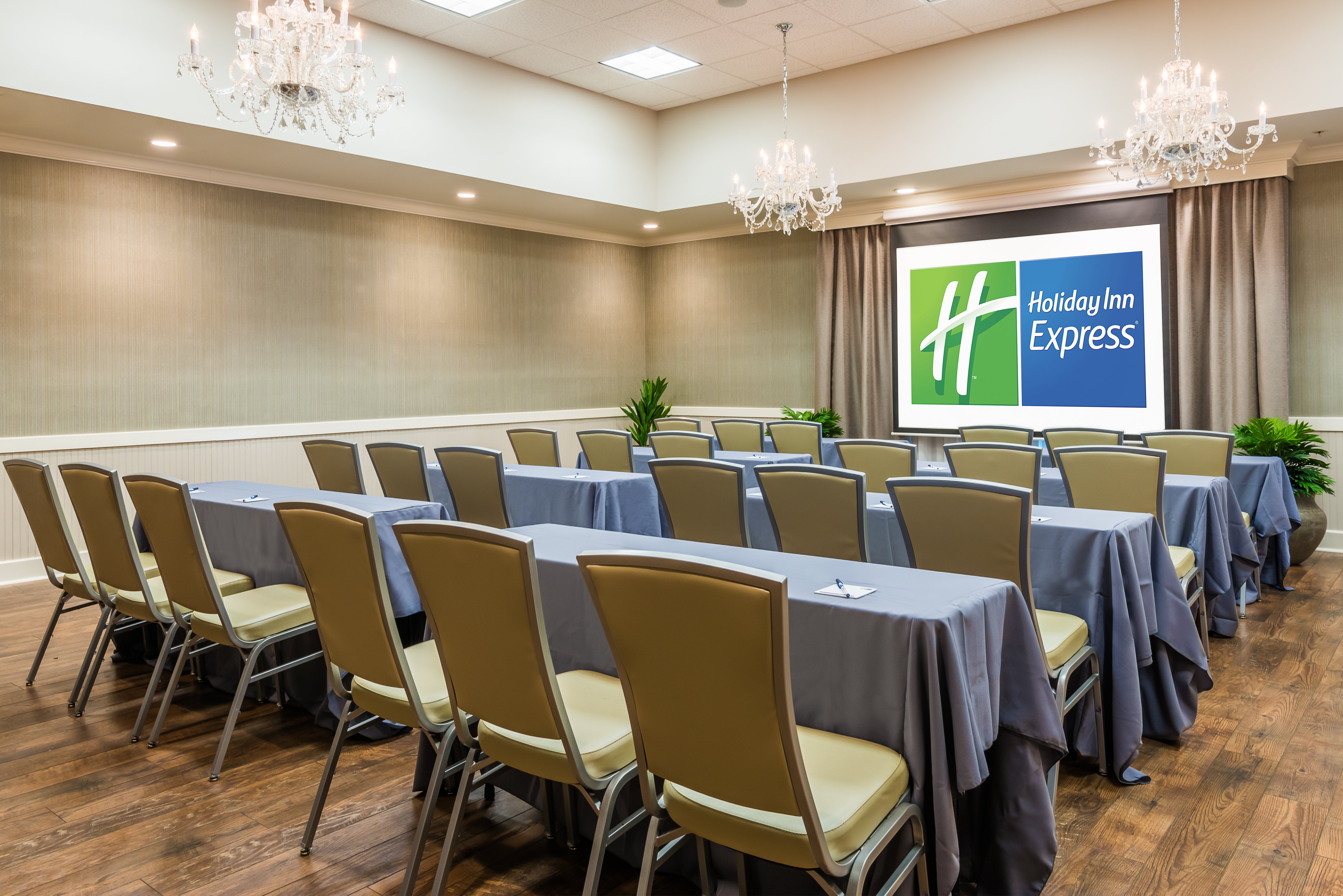 holiday inn express fairhope by ihg