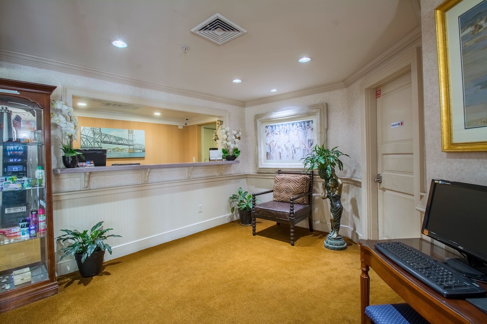 anchorage inns and suites