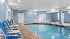 holiday inn express hotel and suites manchester airport by ihg
