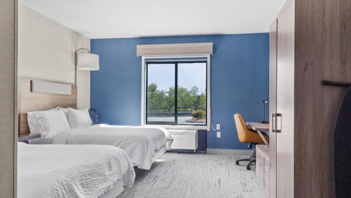 holiday inn express hotel and suites manchester airport by ihg