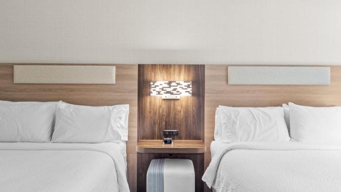 holiday inn express hotel and suites manchester airport by ihg