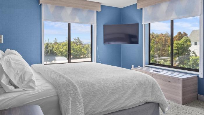 holiday inn express hotel and suites manchester airport by ihg
