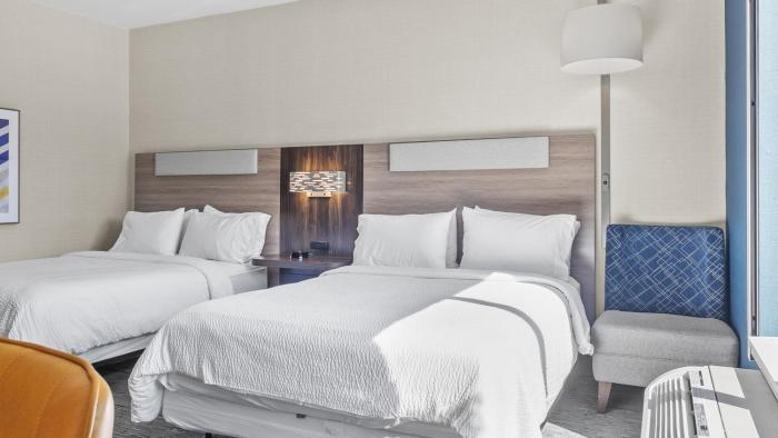 holiday inn express hotel and suites manchester airport by ihg