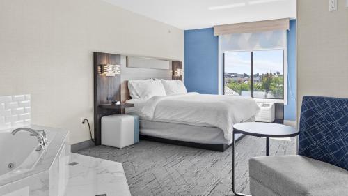 holiday inn express hotel and suites manchester airport by ihg