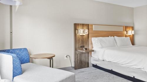 holiday inn express hotel and suites manchester airport by ihg
