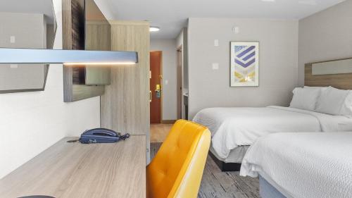 holiday inn express hotel and suites manchester airport by ihg
