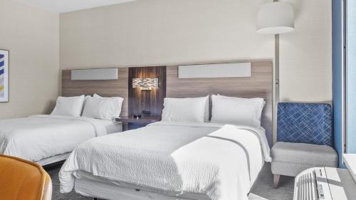 holiday inn express hotel and suites manchester airport by ihg