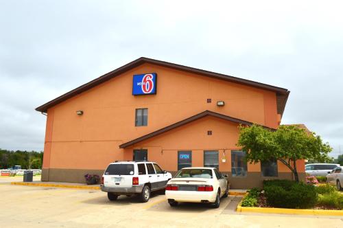 Motel 6 Marshalltown, Ia,Near Marshalltown Community College,2 star