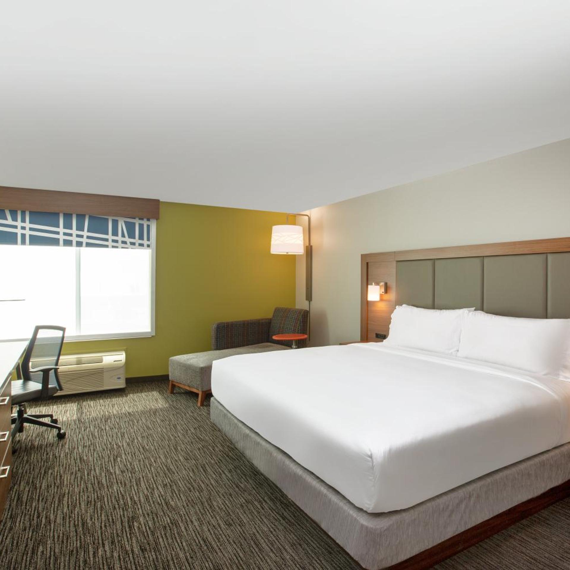 holiday inn express and suites norfolk by ihg