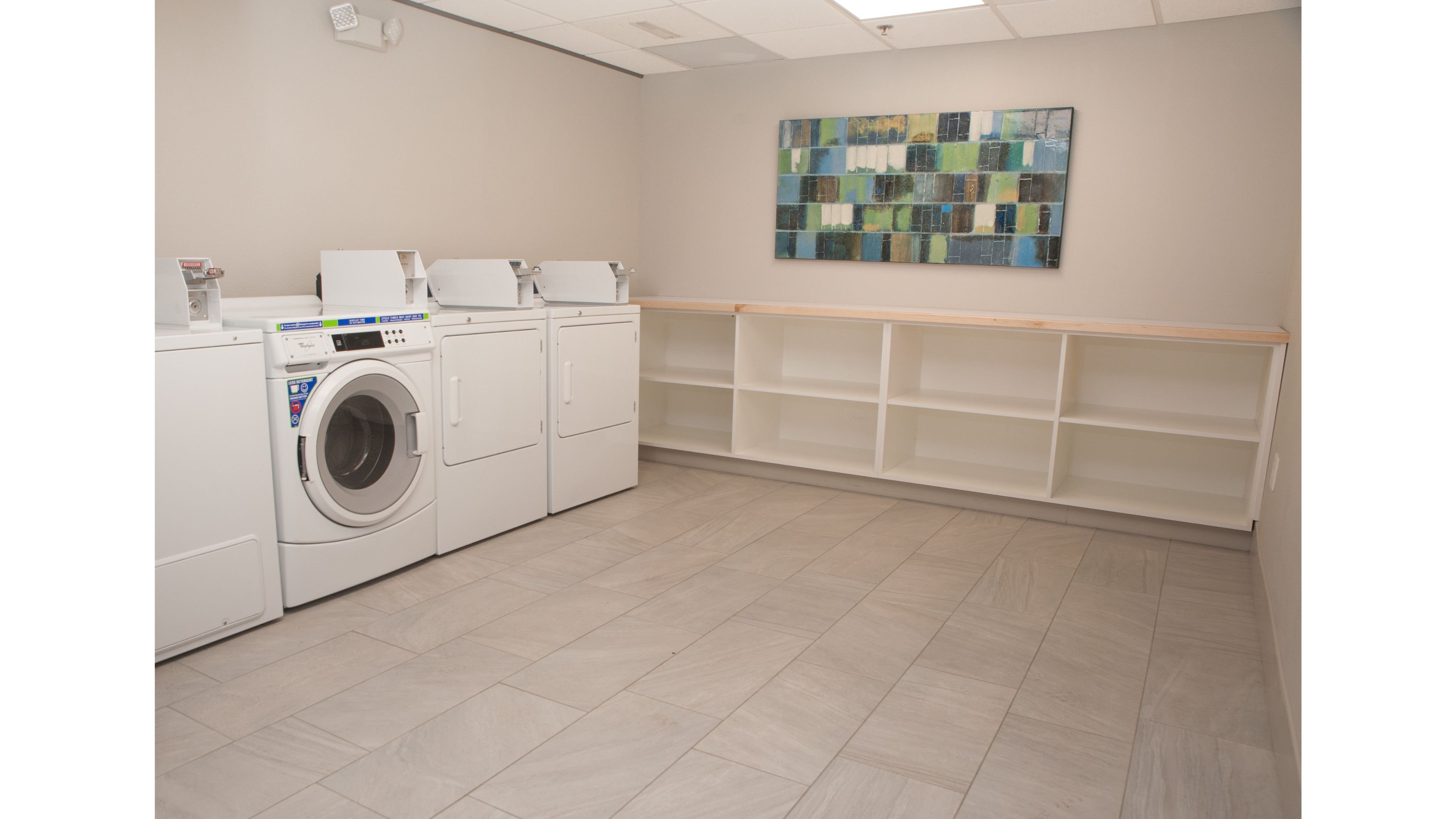 holiday inn express and suites norfolk by ihg