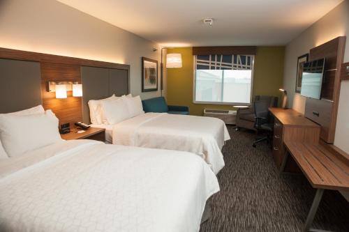 holiday inn express and suites norfolk by ihg