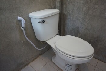 whiterock resort pakchong