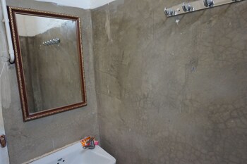 whiterock resort pakchong