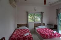 whiterock resort pakchong