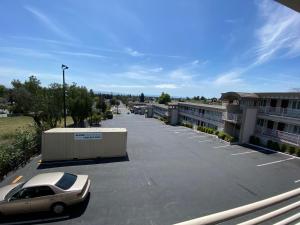 budget inn of hayward
