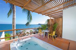 Casa Ysuri Bucerias,,4 star