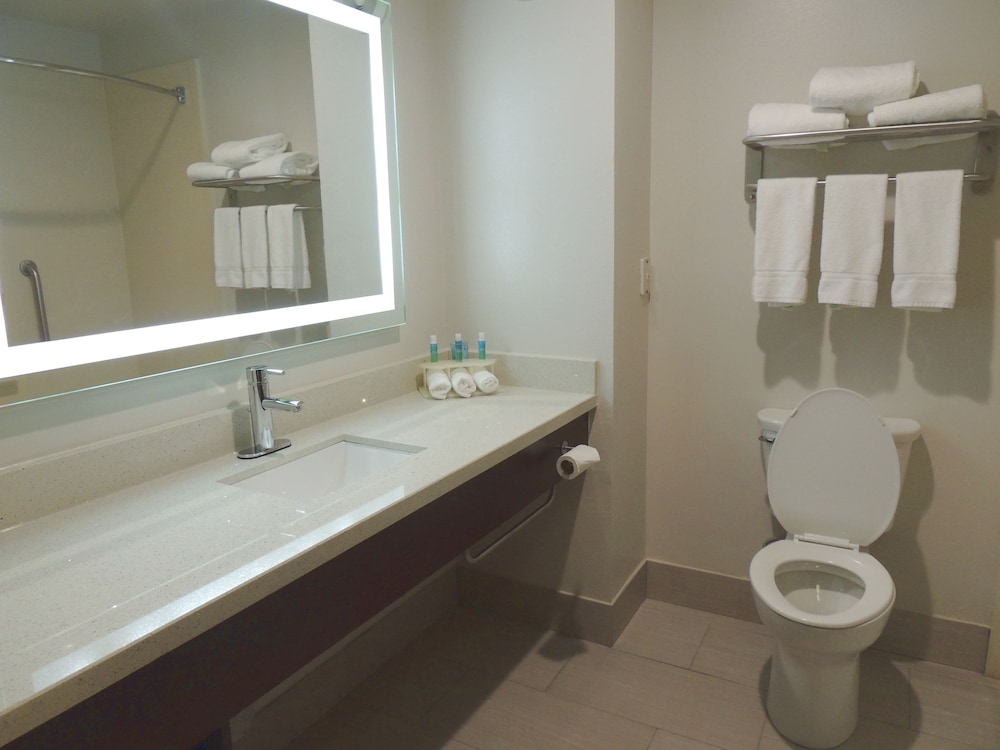 holiday inn express and suites birmingham trussville by ihg