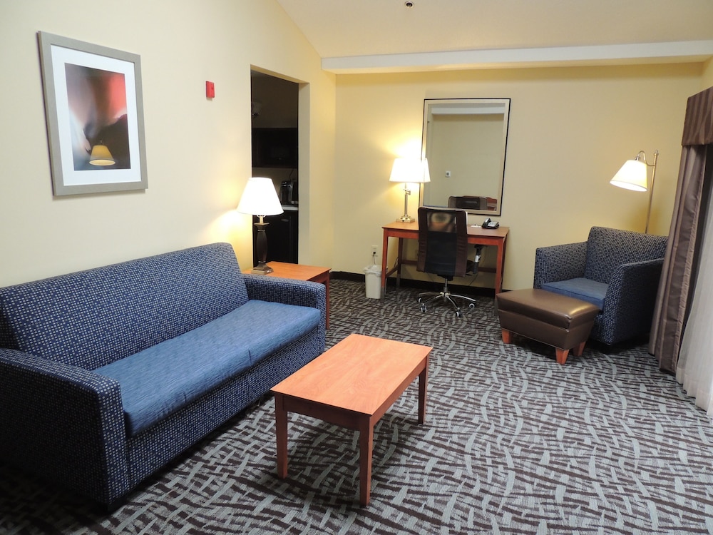 holiday inn express and suites birmingham trussville by ihg