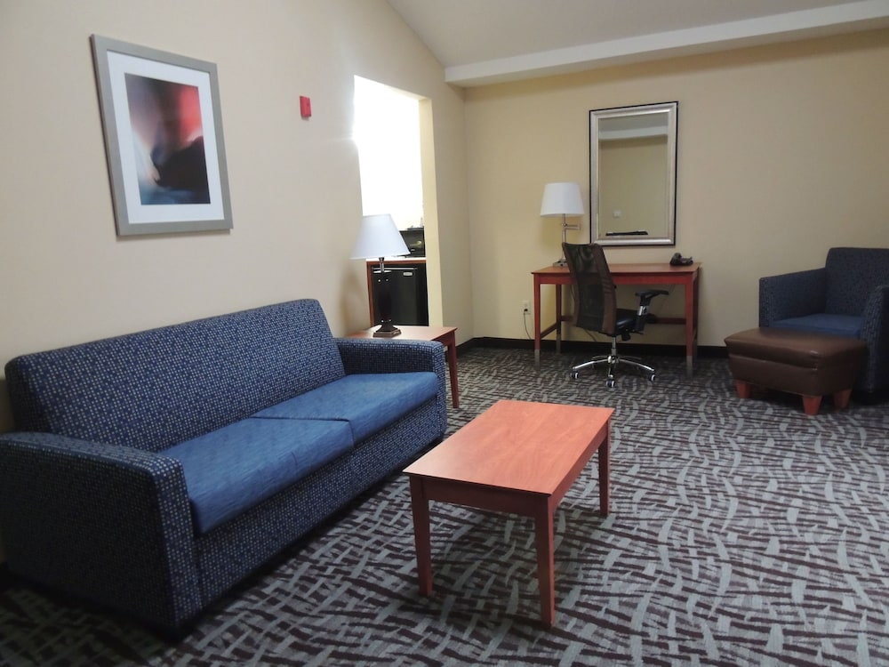 holiday inn express and suites birmingham trussville by ihg