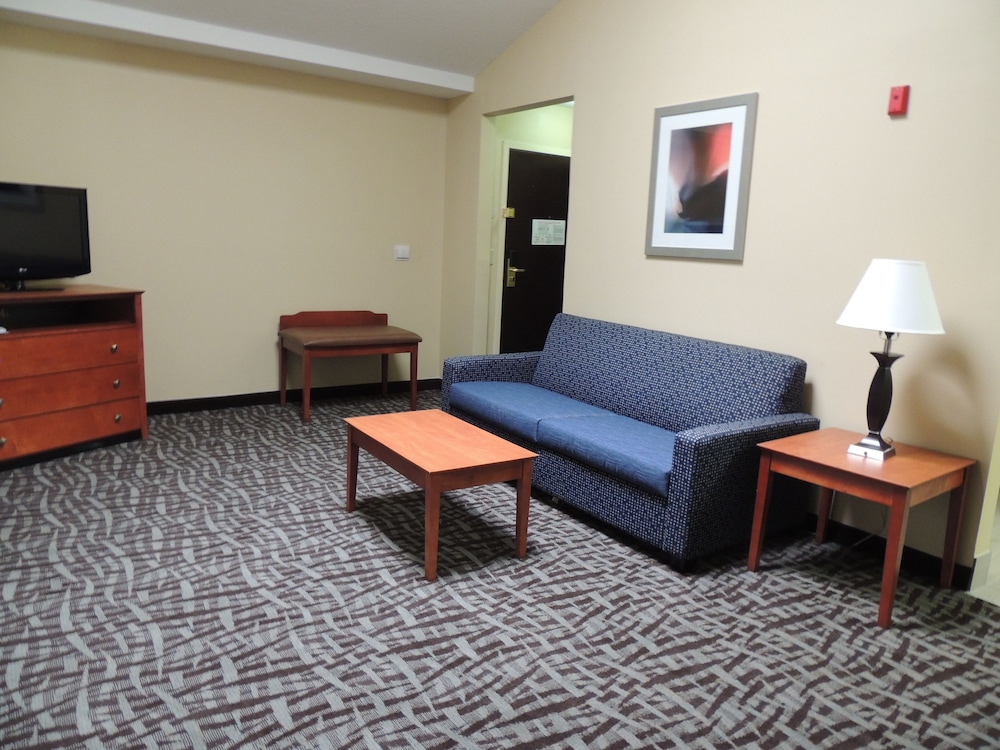holiday inn express and suites birmingham trussville by ihg