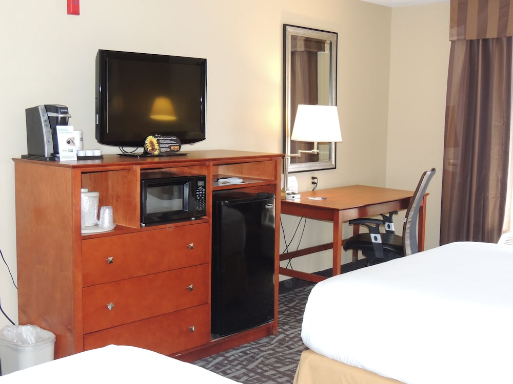 holiday inn express and suites birmingham trussville by ihg