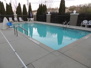 holiday inn express and suites birmingham trussville by ihg