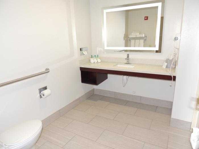 holiday inn express and suites birmingham trussville by ihg