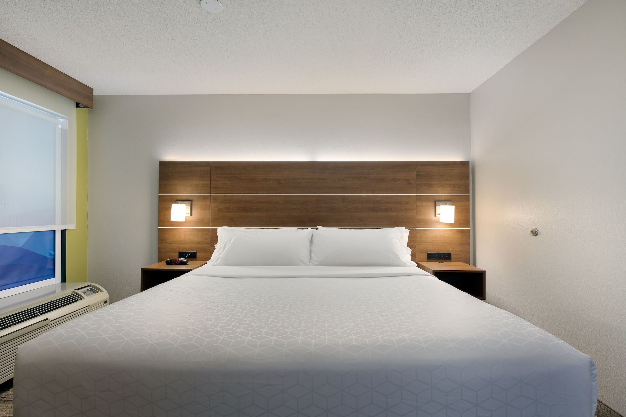 holiday inn express and suites milton east i 10 by ihg