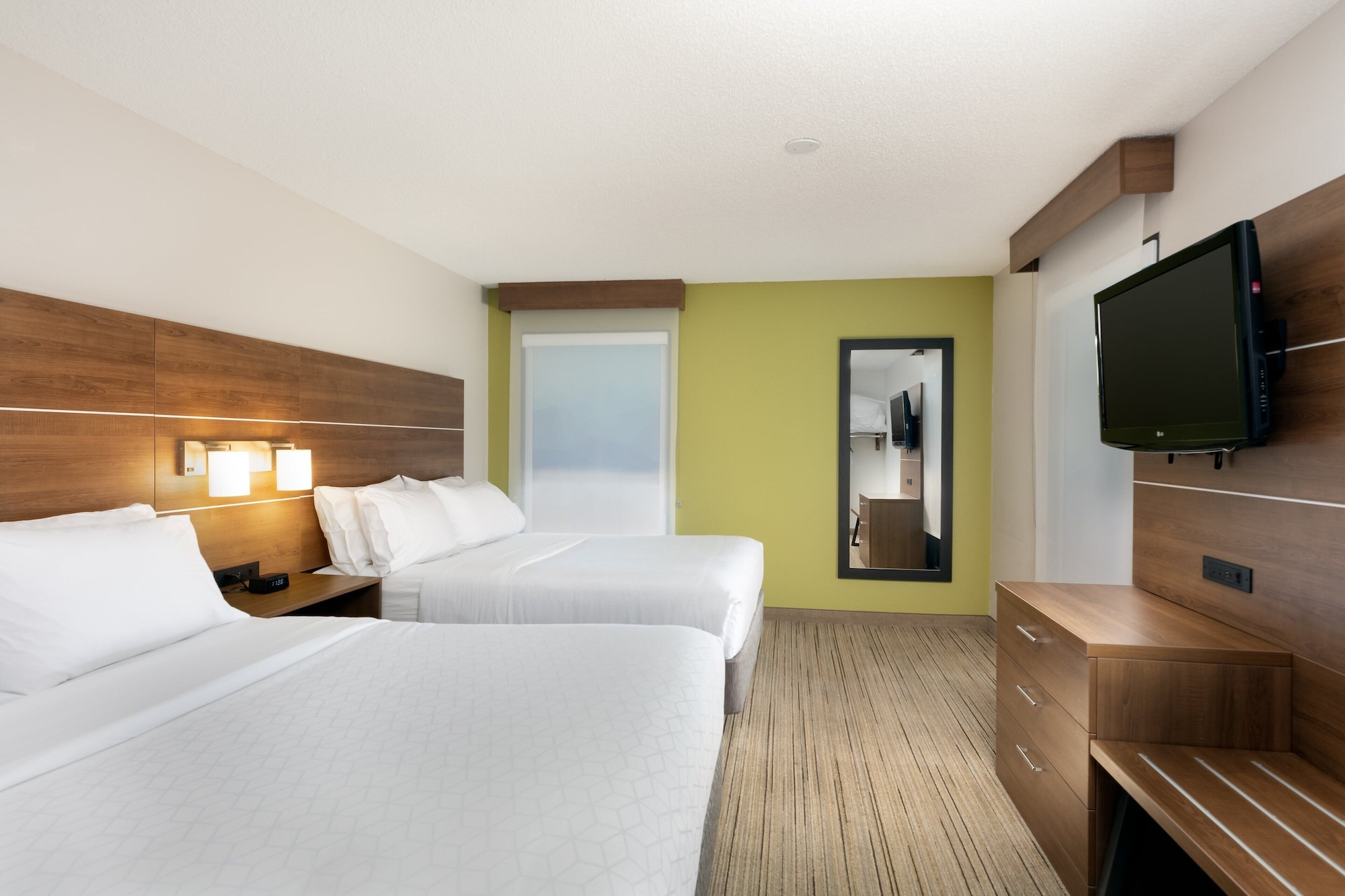 holiday inn express and suites milton east i 10 by ihg