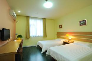home inn hotel leshan center food street