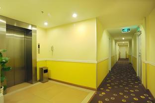 home inn hotel leshan center food street