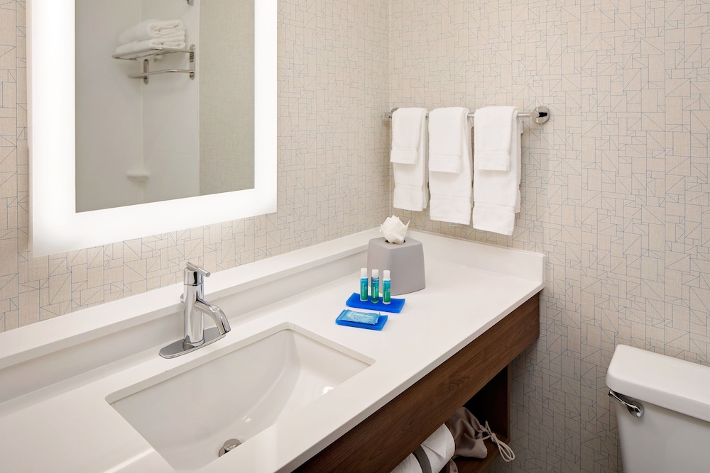 holiday inn express harrisburg east by ihg