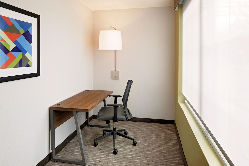holiday inn express harrisburg east by ihg