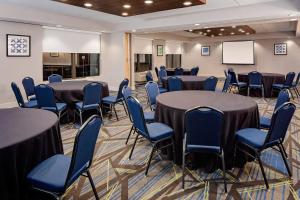 holiday inn express harrisburg east by ihg
