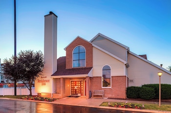 Residence Inn By Marriott Harrisburg Hershey,Dauphin County>>Dauphin,3 star