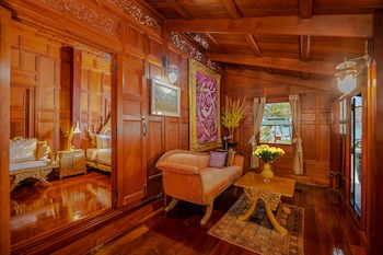 royal thai villas phuket
