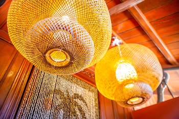 royal thai villas phuket