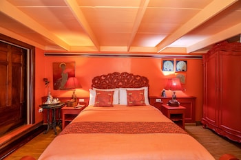 royal thai villas phuket