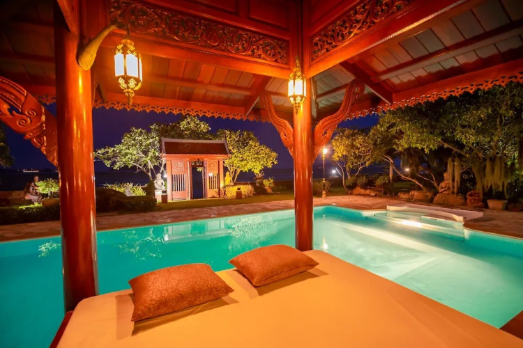 royal thai villas phuket