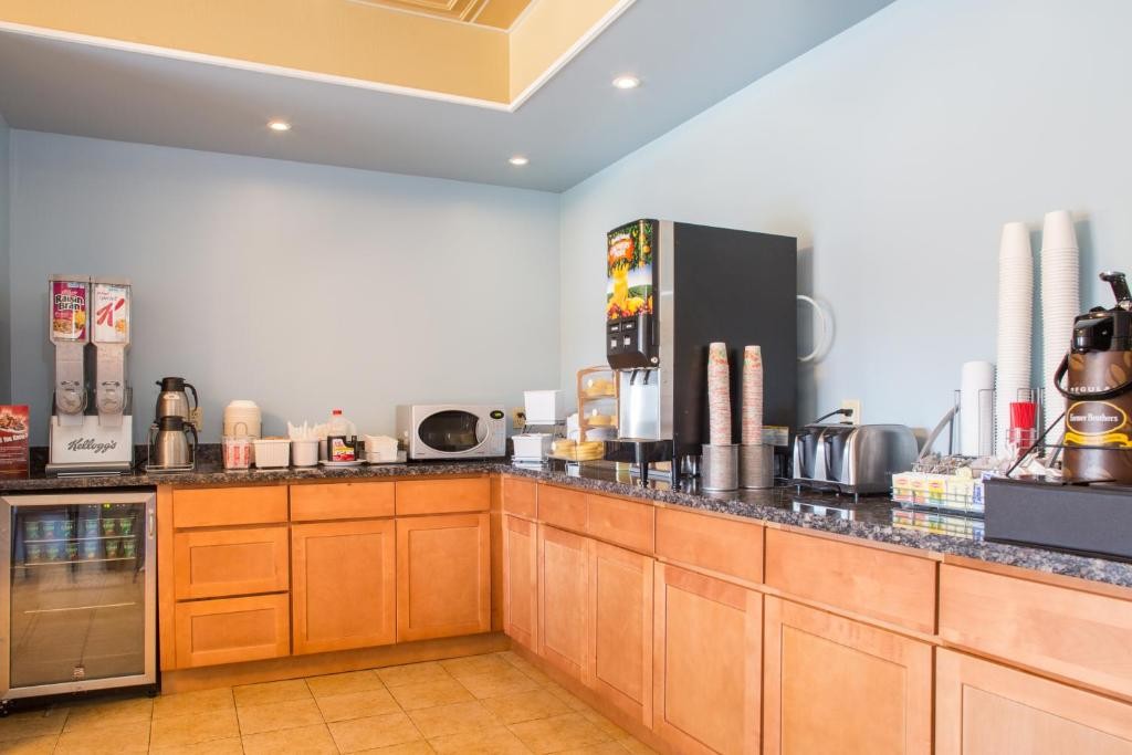 Hotel Mira Vista,Concord>>Berkeley,2 star