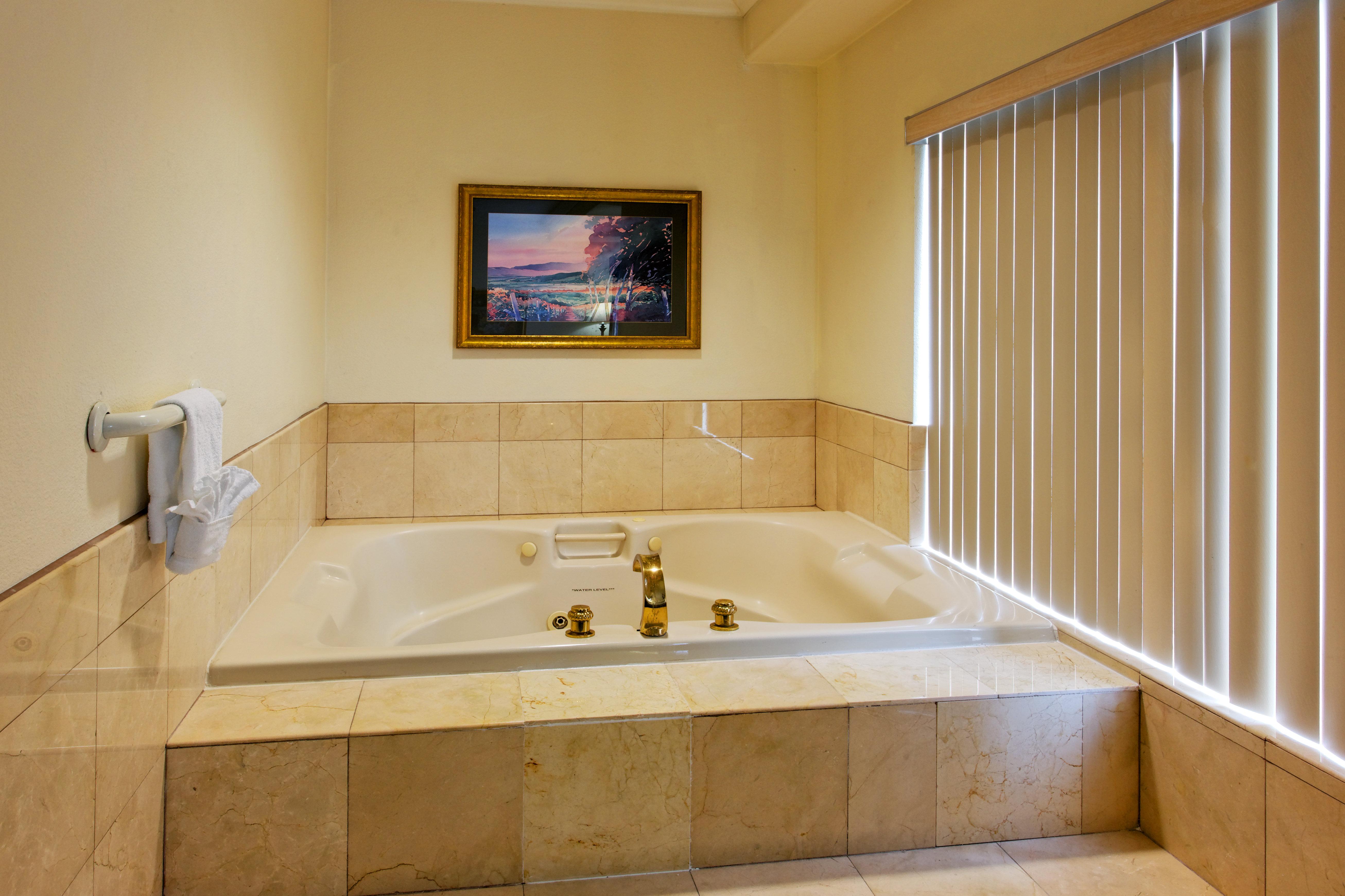 holiday inn express and suites san pablo richmond area