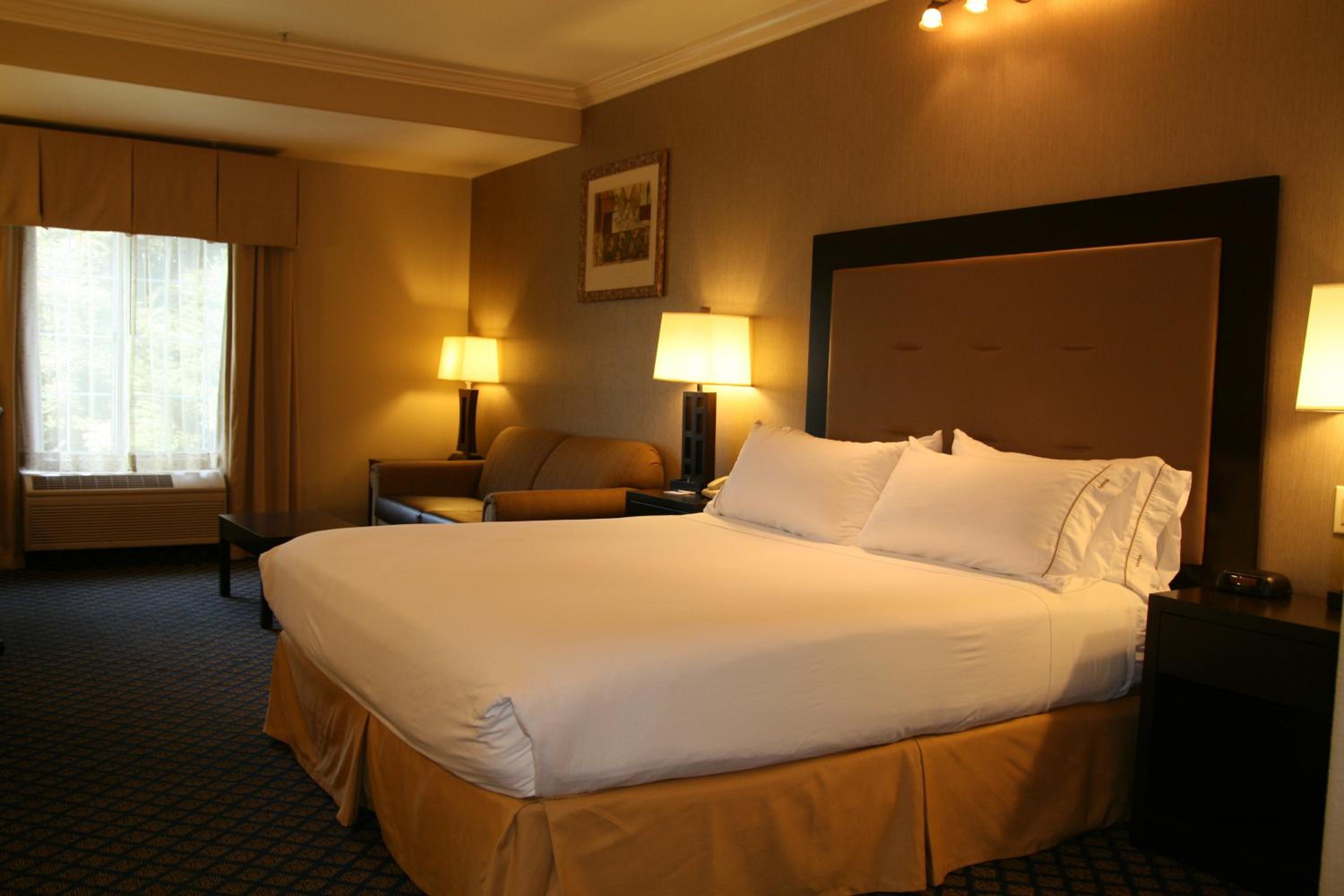 holiday inn express and suites san pablo richmond area